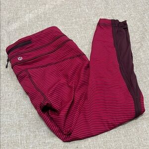 Burgundy lululemon leggings